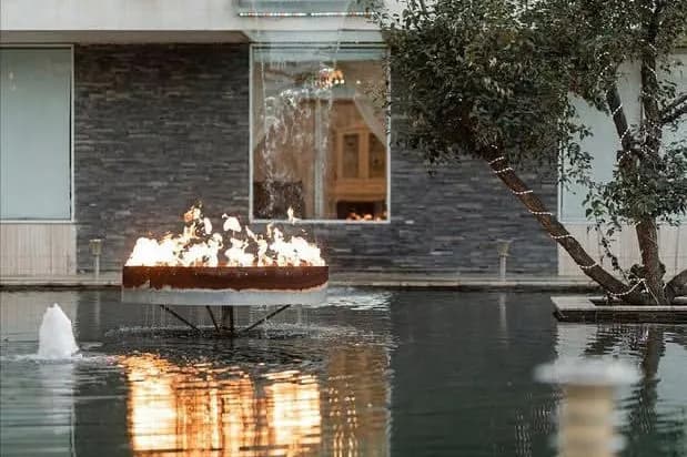 باغ تالار آفرینش - Image 1