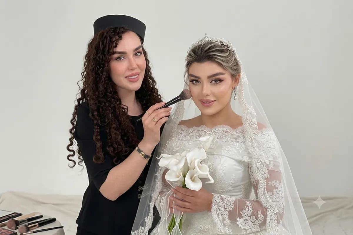 سالن زیبایی فلورا