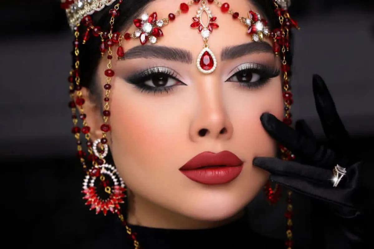سالن زیبایی تینا شریف زادگان