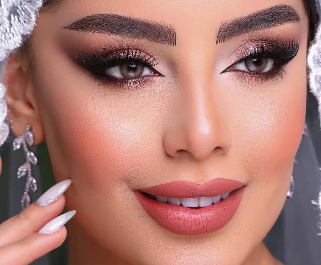 سالن زیبایی تینا شریف زادگان - Image 1