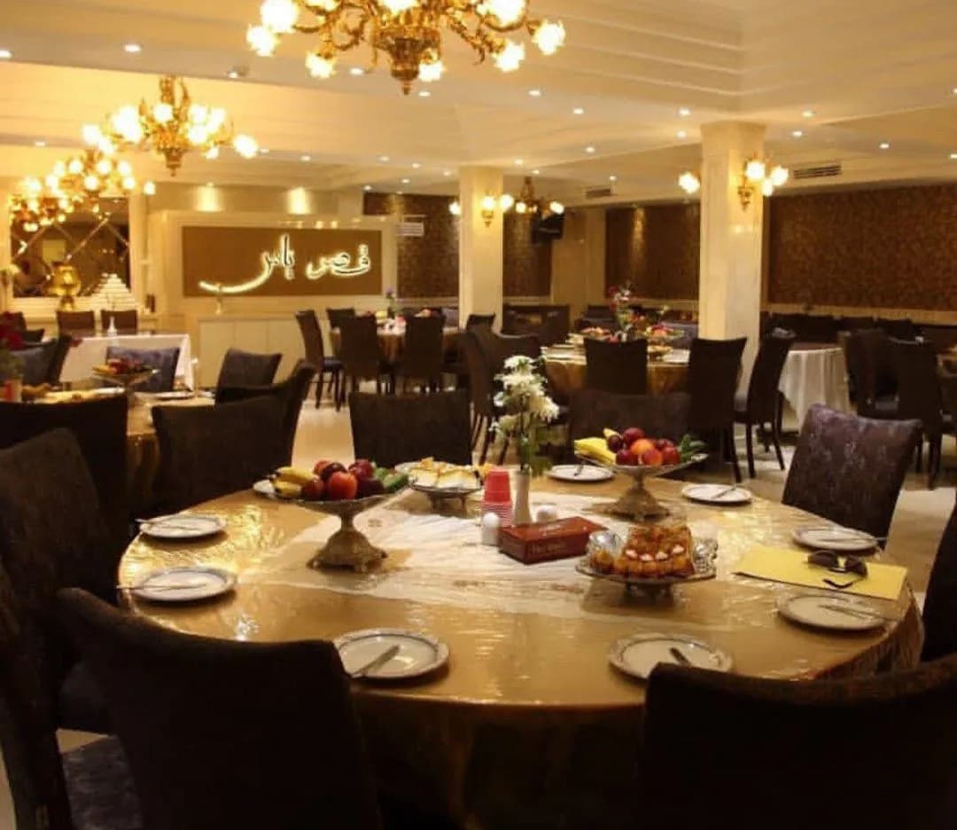 تالار پذیرایی قصر یاس - Image 4