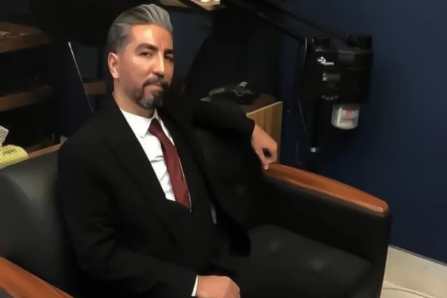 آرایشگاه داماد علیرضا پارسا