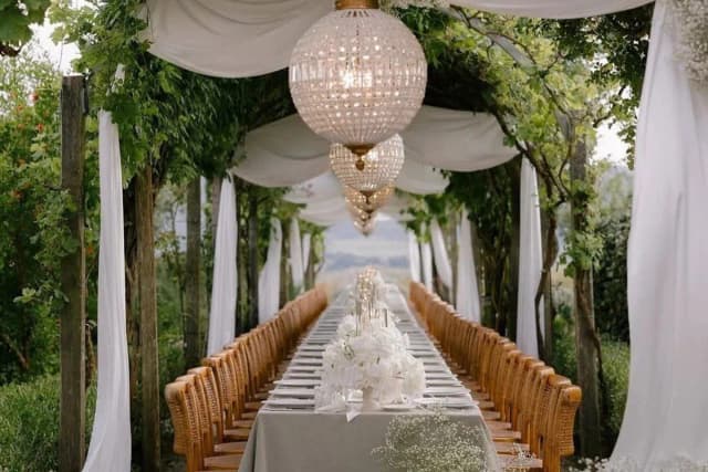  باغ تالار پارمیدا 